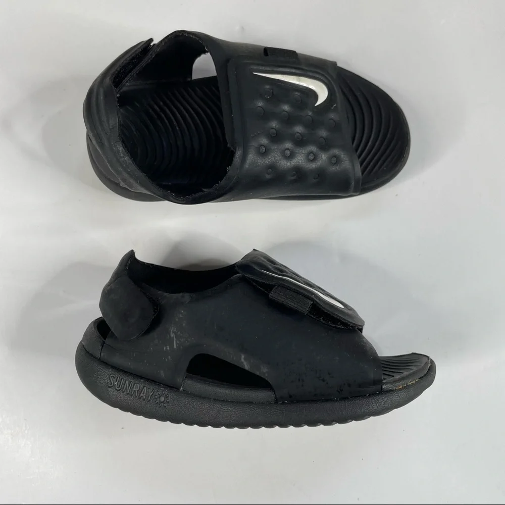 Nike Sunray Protect 2‎ Slip On Shoes Size 6